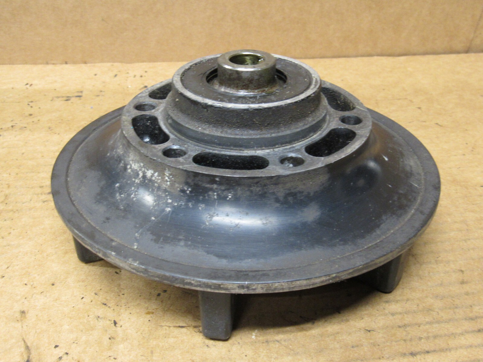 1982 Kawasaki KZ750R GPZ 750 Rear Wheel Hub 42033-1047 | eBay
