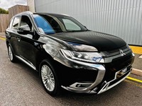 2019 Mitsubishi Outlander 2.4h TwinMotor 13.8kWh 4h CVT 4WD Euro 6 (s/s) 5dr EST