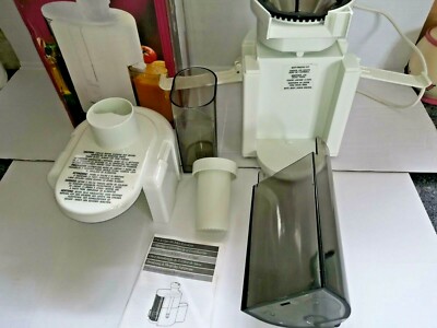 Hamilton Beach Health Smart Juice Extractor CJ08 Electric Juicer Model 1G67150