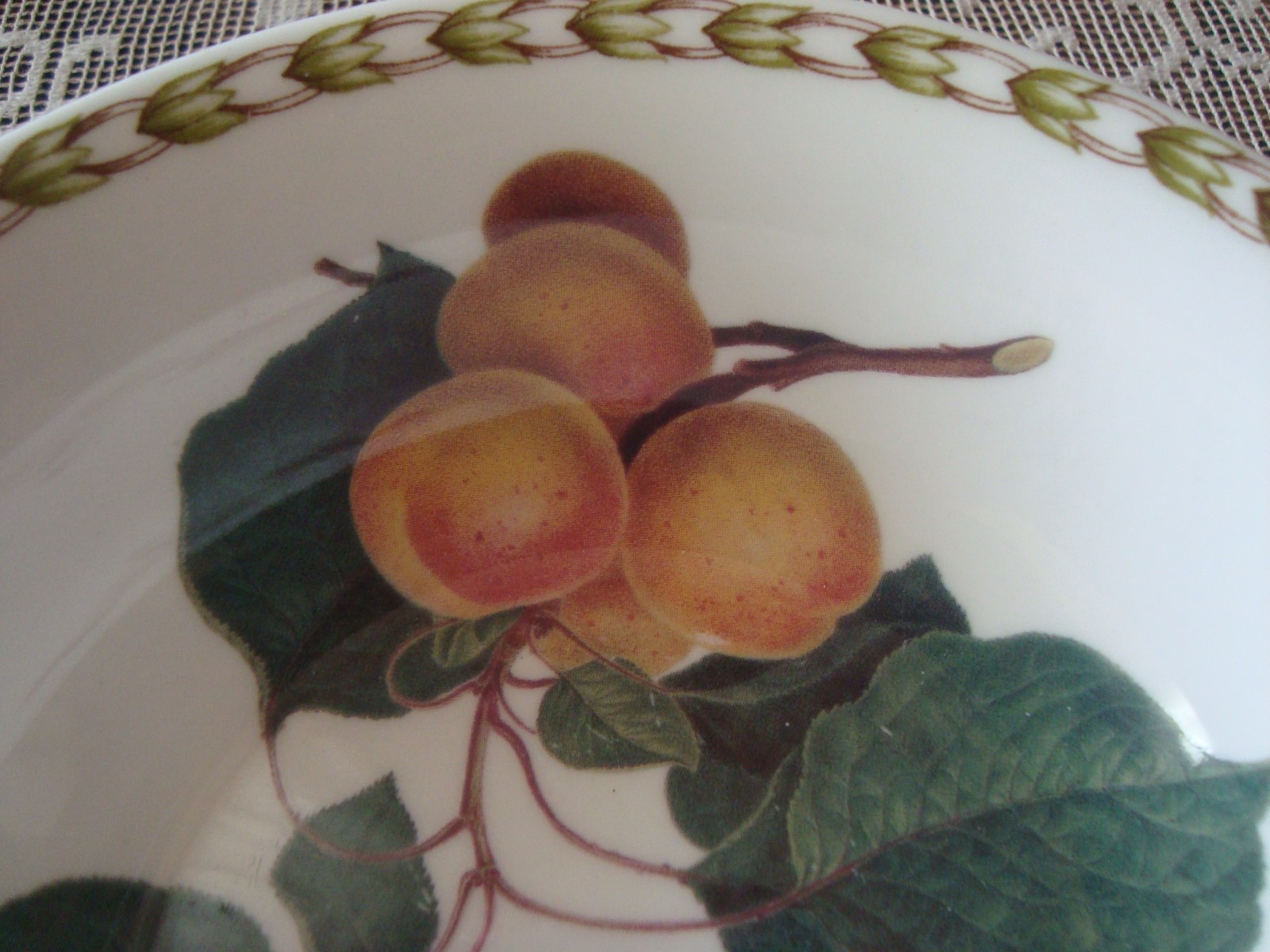 Rosina Queens HOOKER'S FRUIT (INDIA) Peach Soup Cereal Bowl