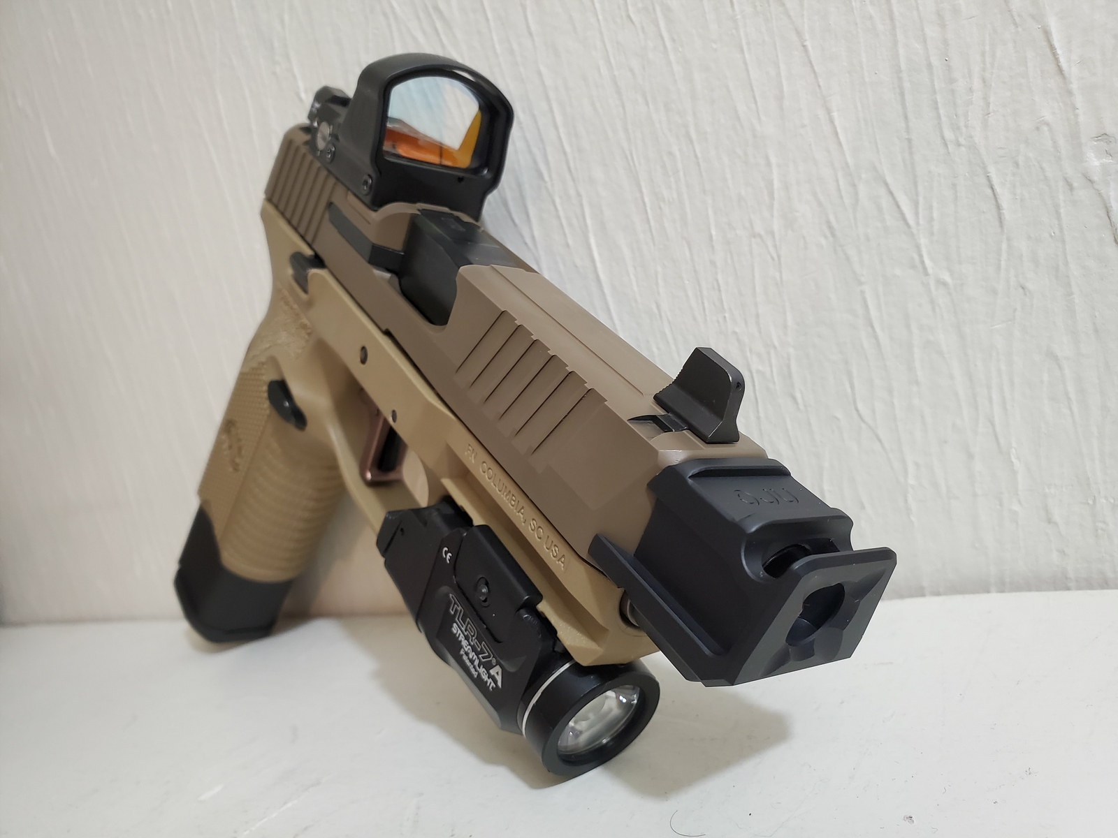 Leupold DeltaPoint Pro Reflex Sight 2.5 MOA Dot Reticle