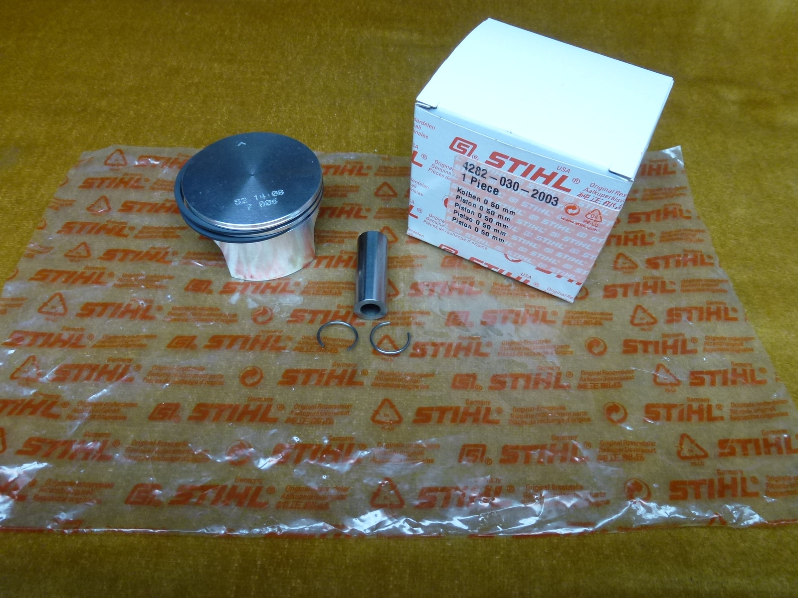 NEU Original Stihl BR 500 BR 550 BR 600 Kolben 50mm Durchm. 4282 030 2003 / 42820302003 / 4282-030-2003