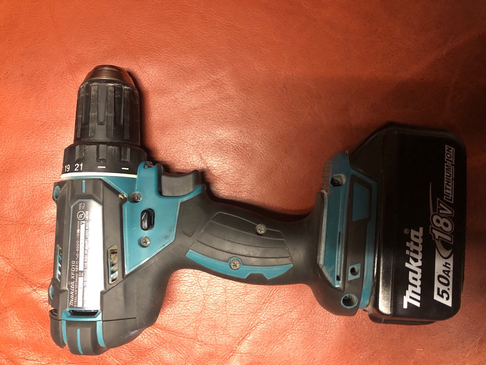 Makita XFD10R 18-Volt LXT Lithium-Ion Cordless 1/2 in with upgraded 5.0 battery