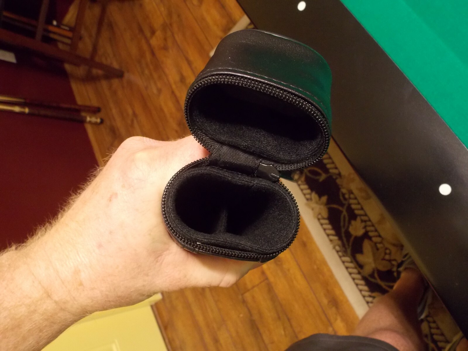 pool cue case new condition!