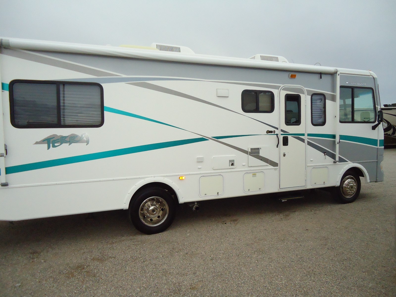 Hyundai Of Yuma >> 2007 Fleetwood Terra 29j Class A Chevy 8.1 Rv Gas Pre Owned Used Motorhome Nice - Used Fleetwood ... Hyundai Of Yuma >> 2007 Fleetwood Terra 29j Class A Chevy 8.1 Rv Gas Pre Owned Used Motorhome Nice - Used Fleetwood ...