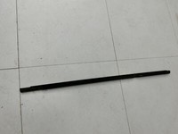 Opel Insignia B 17-21 Leiste für Tür Scheibendichtung Links Hinten Opel Insignia B 17-21 29.10.2021 gebraucht Vorschau 5