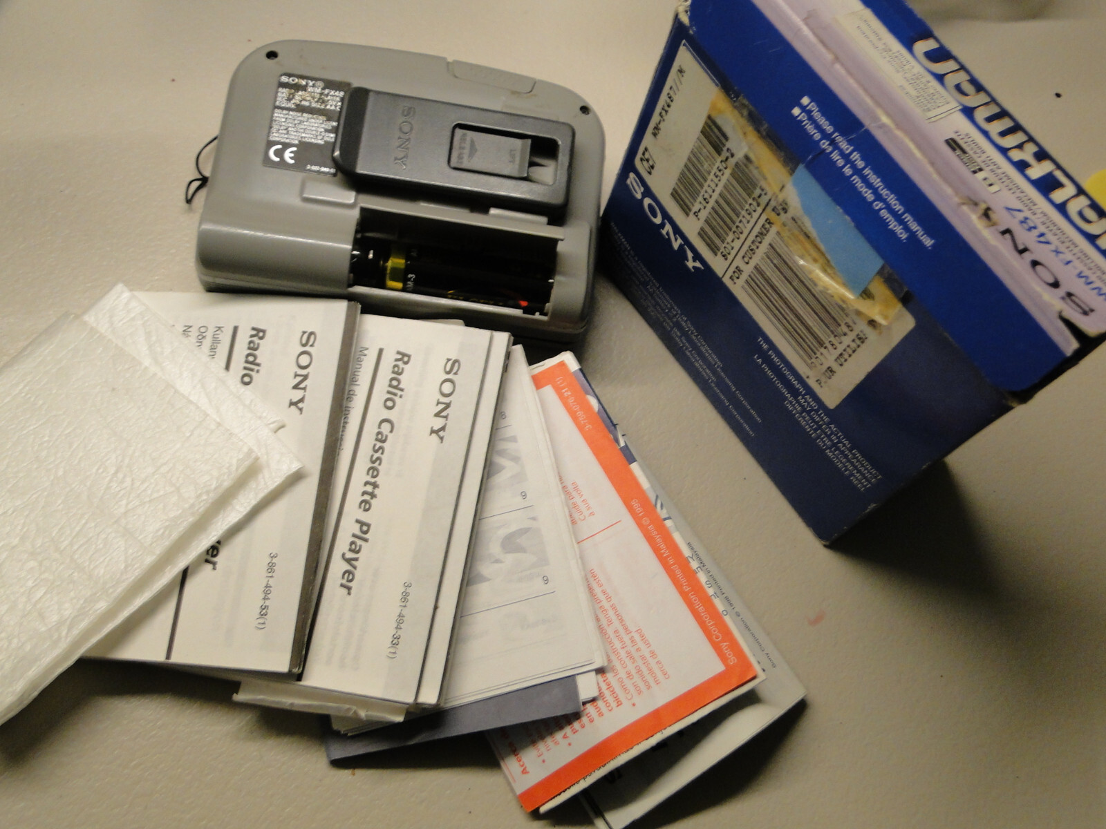ポータブルプレーヤー SONY CASSETTE PLAYER Amazon.co.jp: SONY ソニー WM-FX202-W ホワイト チューナー付
