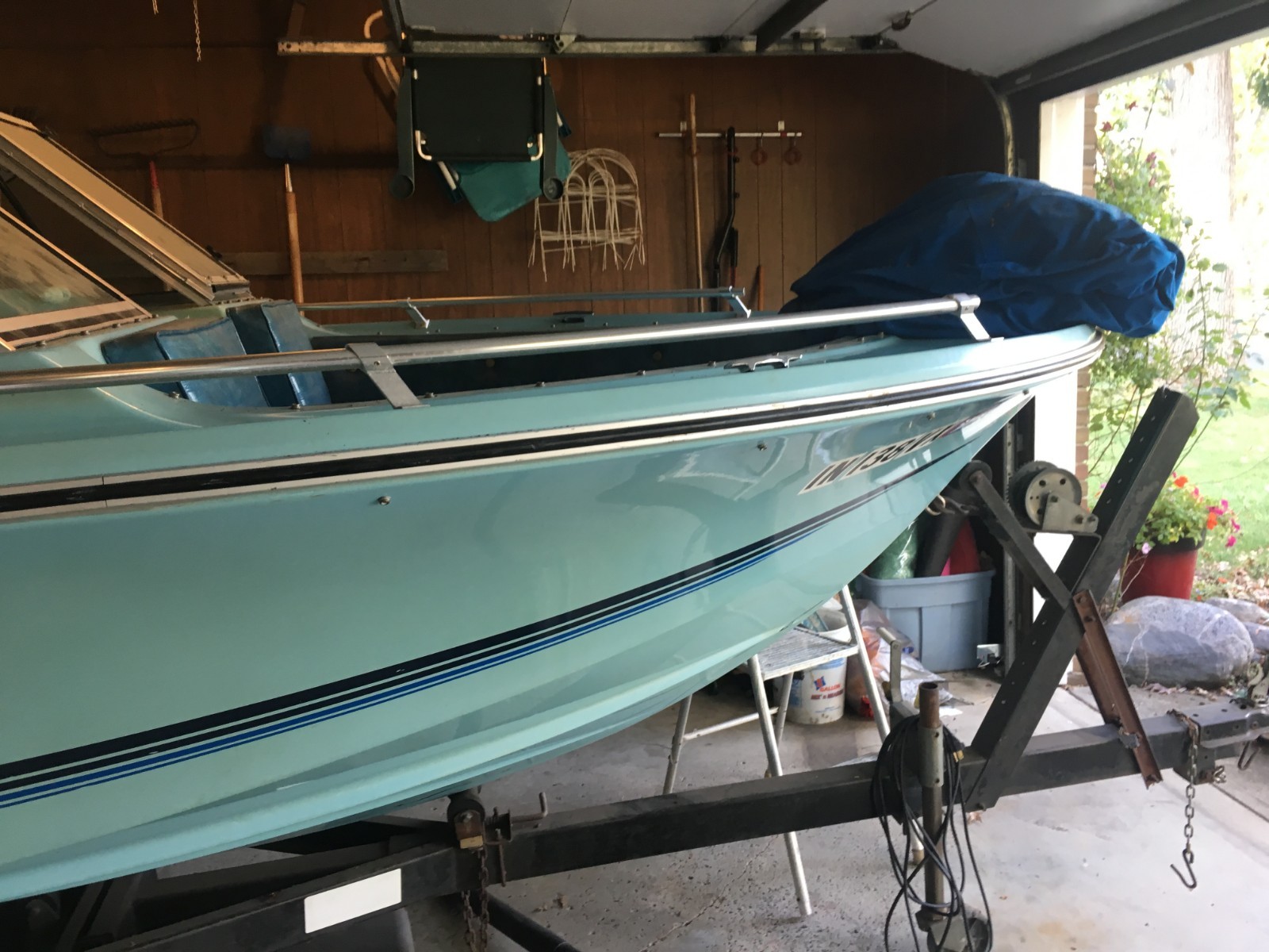 1984 Rinker 17' Bowrider & Trailer - Indiana