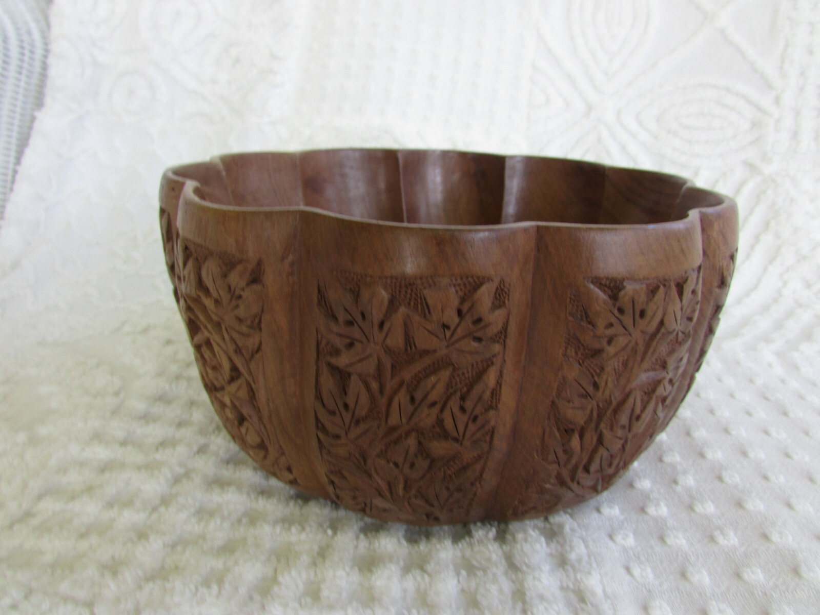 Beautiful Wood Hand Carved & Engraved Bowl Artisan Decorative Art