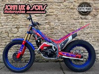 Beta EVO 300cc Factory Trials Bike, New 2025 Model, In Stock & Ready To Ride 