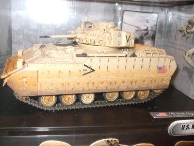 UNIMAX FORCES OF VALOR-US.M2A2 BRADLEY1/32 SCALEITEM NO=80002