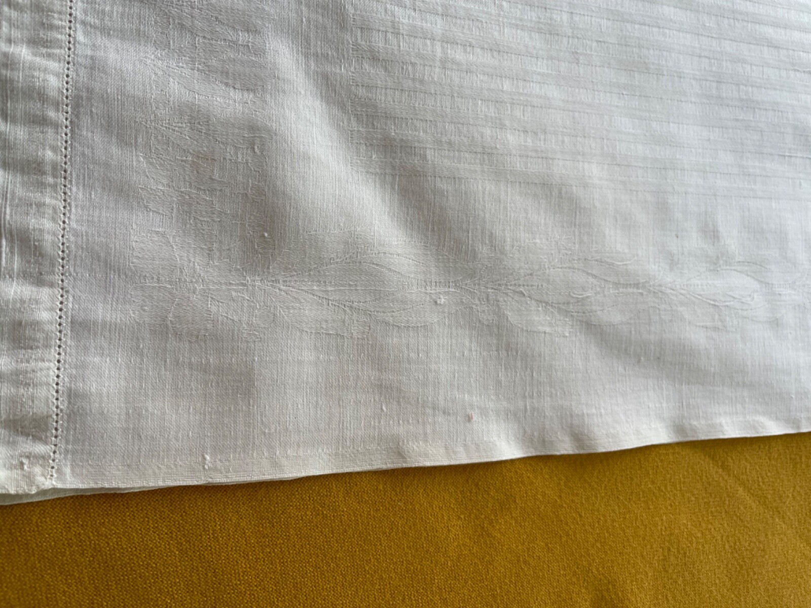 linen table runner or dresser scarf 17" x 56" / 6" hand crocheted ends NU NOS