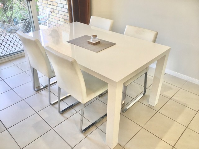 Dining table ️ UPDATE Awaiting collection | Dining Tables | Gumtree