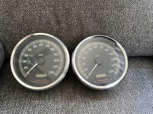 2 Harley-Davidson Speedometer 67033-99A & 67033-99 Road King 2 Harley-Davidson Speedometer 67033-99A & 67033-99 Road King