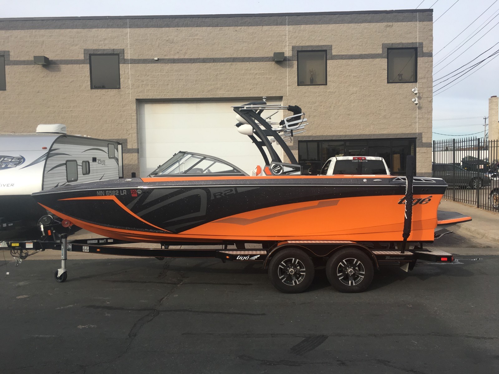 2018 TIGE R21! EXCELLENT CONDITION! USA DELIVERY AVAILABLE! (Stock# 0255J)