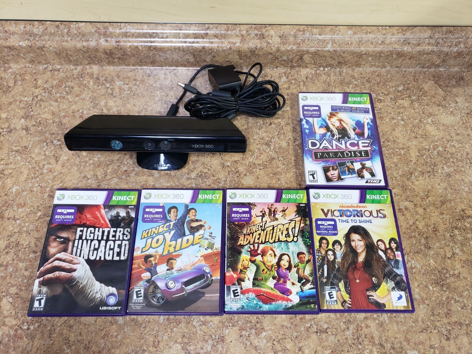 Microsoft Xbox 360 Kinect Sensor w/ 5 Games + Power Adapter