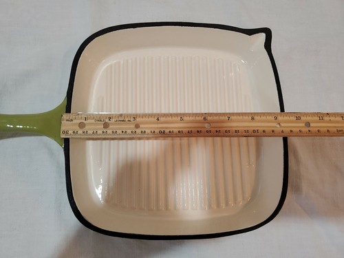 TECHNIQUE GREEN ENAMEL CAST IRON GRILL SKILLET GRIDDLE 9.5" SQUARE CORNER SPOUT