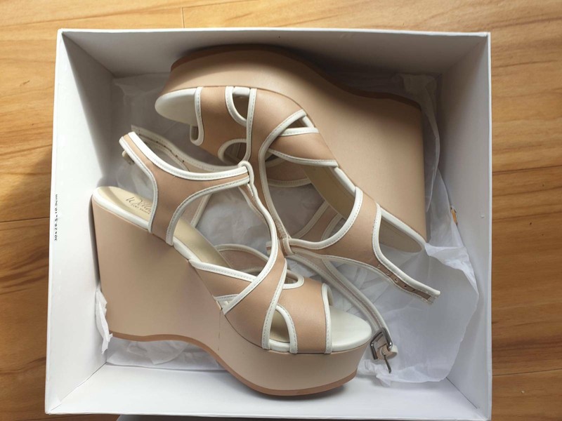 size 40 in ladies shoes