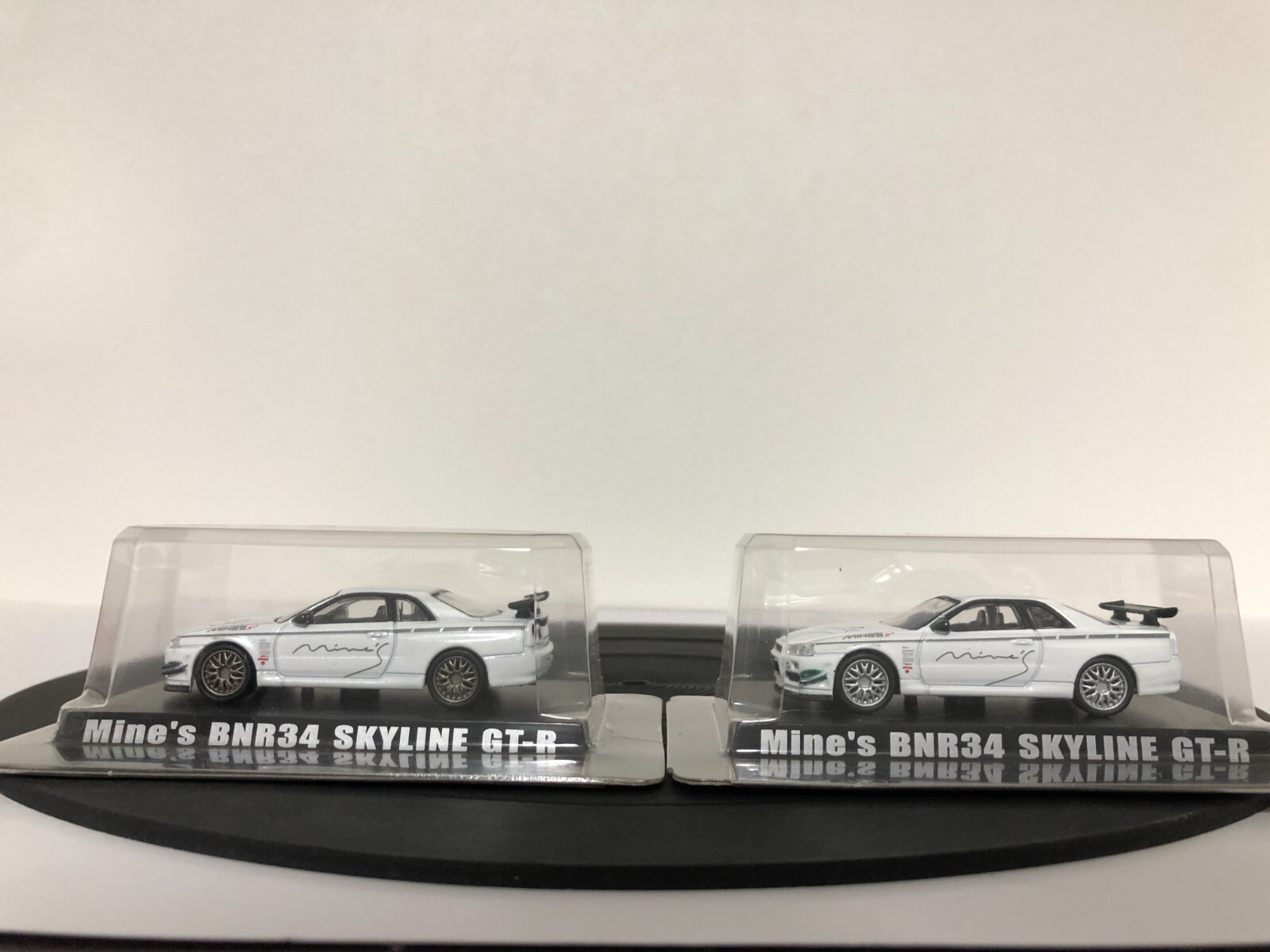 Mine's BNR34 SKYLINE GT-R 1999 ホワイト 1/64 Option collection 1/64 Mine's BNR34 SKYLINE GTR ('99) WHITE