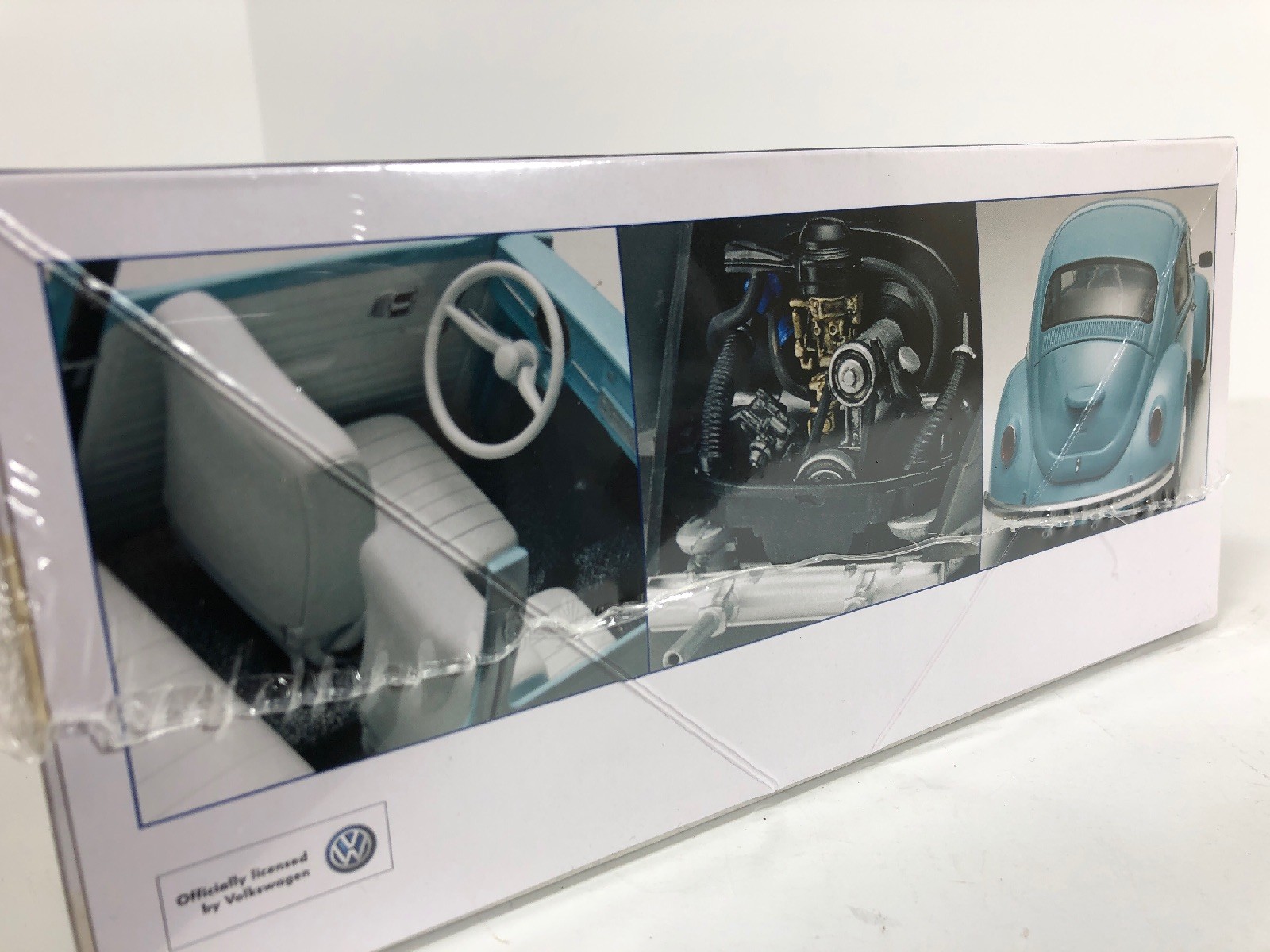 Revell California Wheels '68 Volkswagon Beatle 1:24  #85-4194