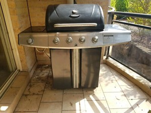 Bbq Galore Patio Master 4 Burner Side Burner Bbq Gumtree
