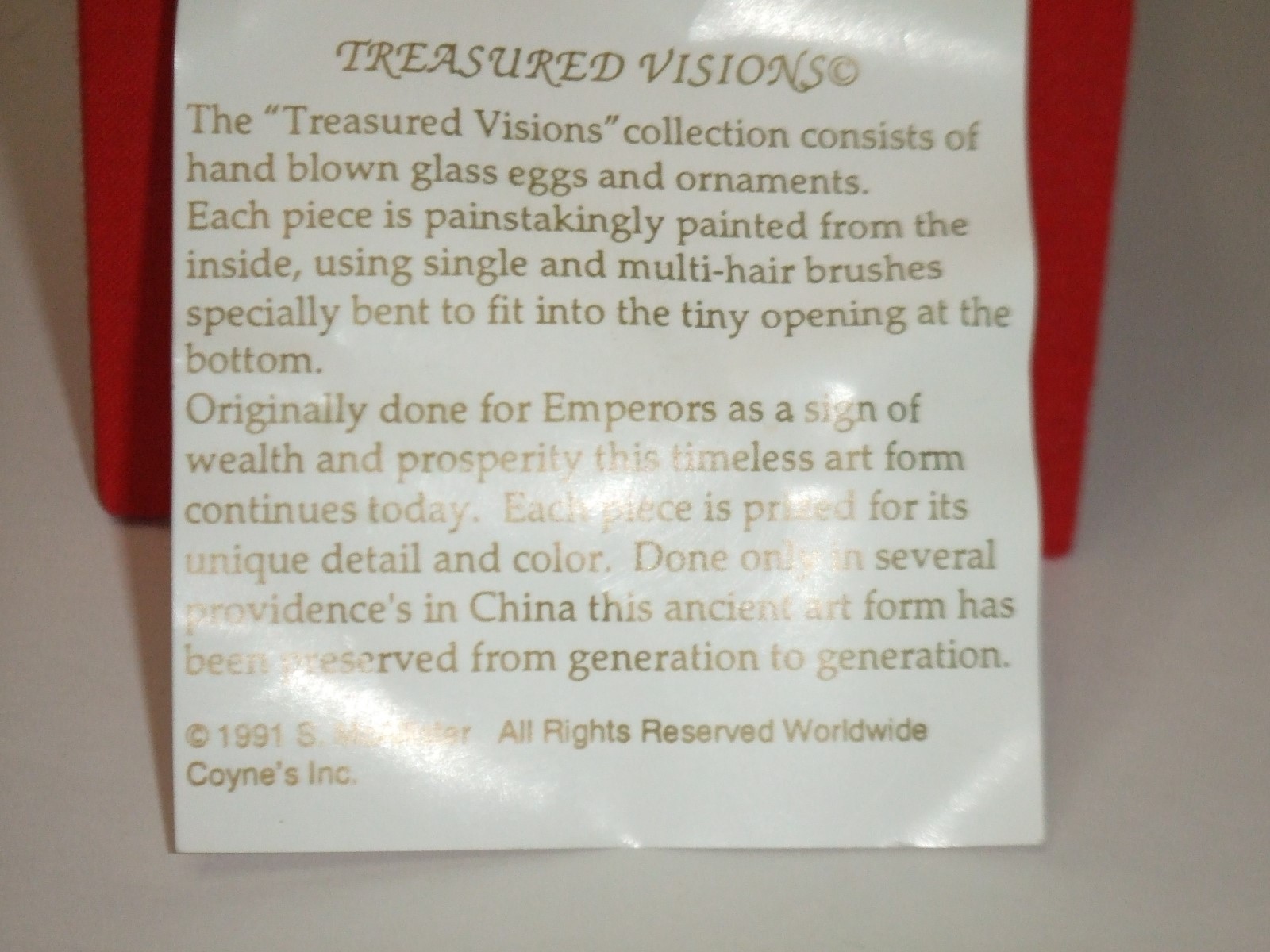 TREASURED VISIONS HANDPAINTED (FROM INSIDE) BLOWN GLASS CHRISTMAS ORNAMENT  CHIN