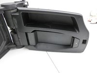 BMW E88 1er 11-13 Mittelarmlehne Armlehne Auflage Staufach BMW E88 1er 11-13 23.03.2011 6975317 51416975317 gebraucht Vorschau 7
