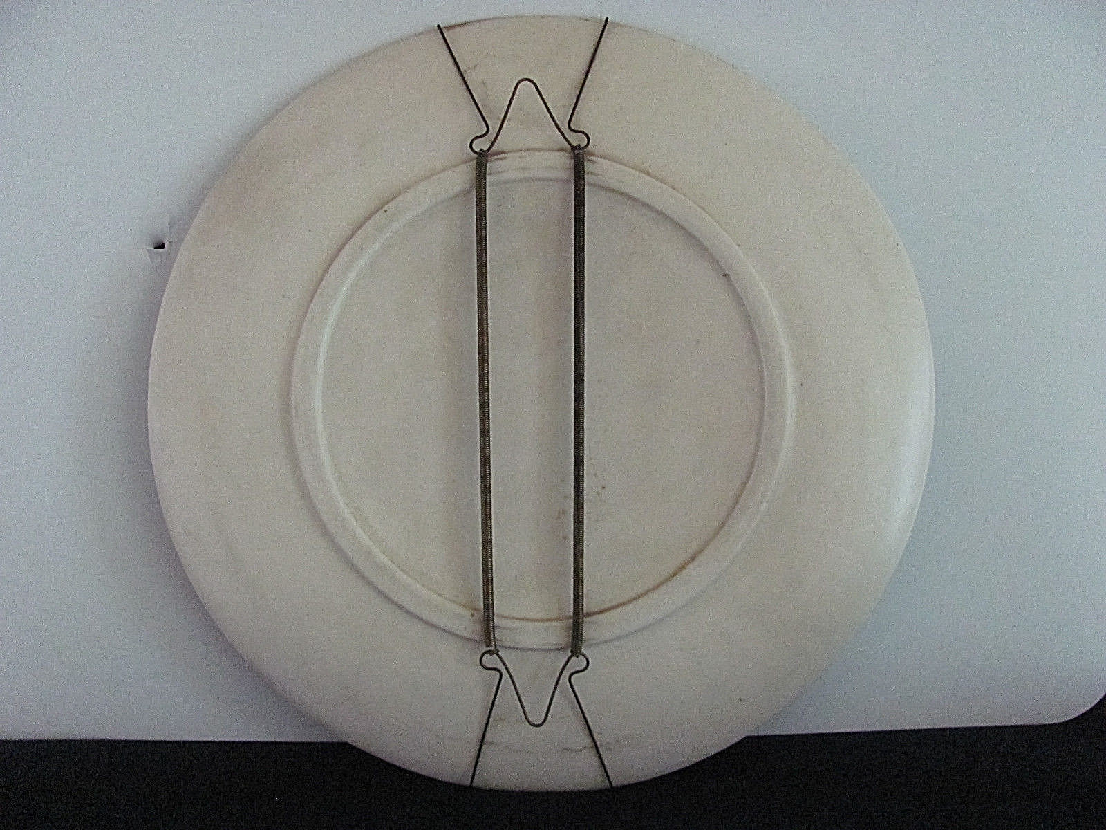 ORIGINAL HAND PAINTED WALL HANGING CHALKWARE PLATE - DOE & FAWN WHITETAIL SIGNED