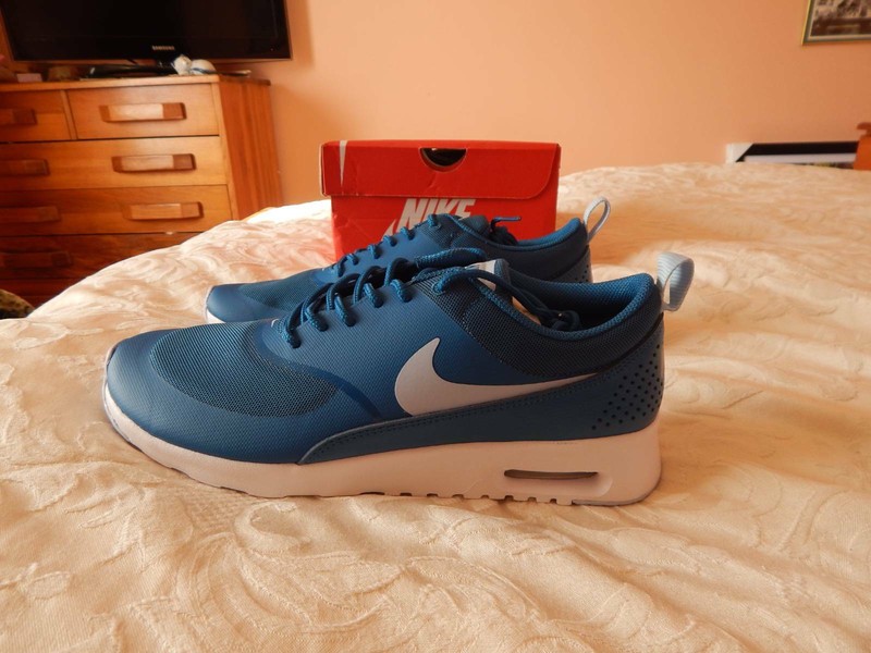 nike air max thea size 8