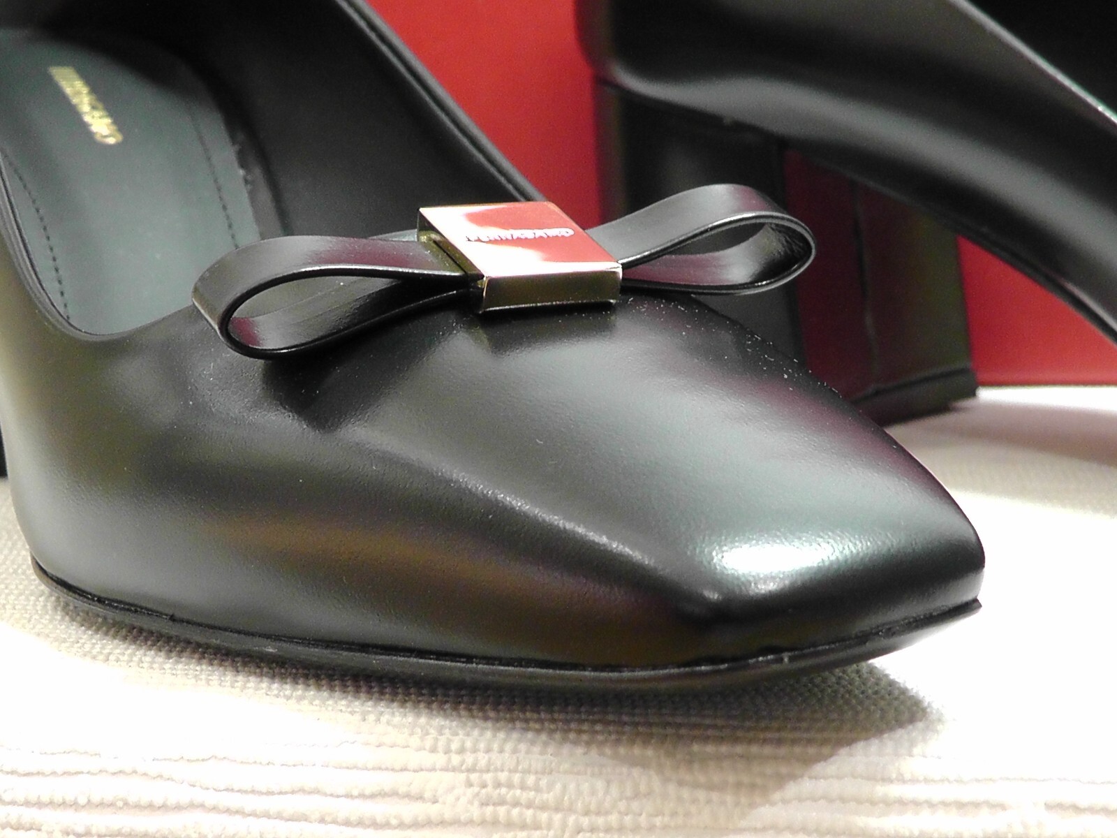 Pre-owned Ferragamo Black Leather Myra Bow Block Heel Pumps Size 9c $850nib
