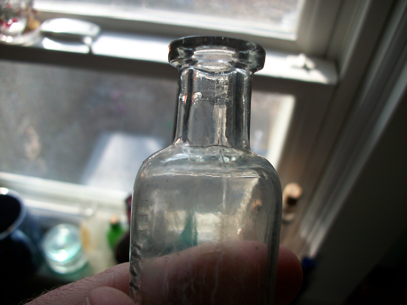 HOLTON'S ELECTRIC OIL CLEAR MOLD BLOWN BOTTLE FOR MUSICAL INSTRUMENT LUBRICATION