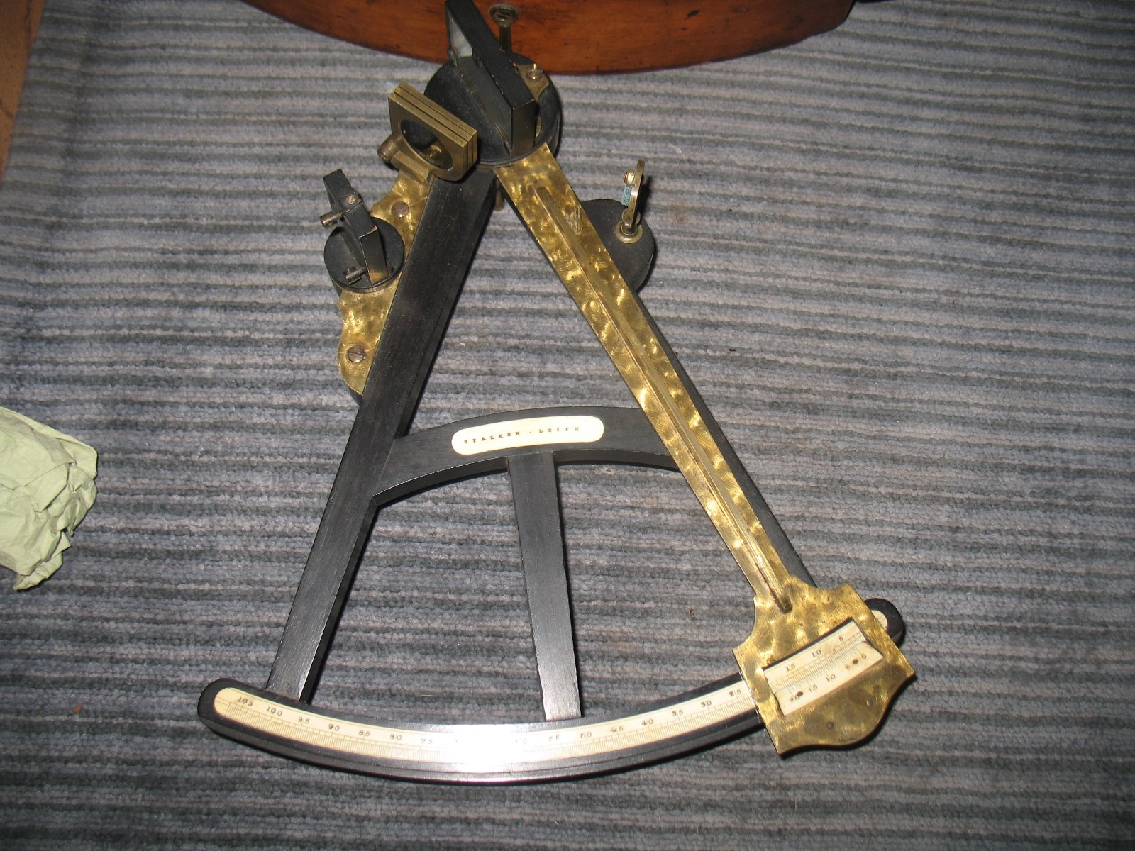 ANTIQUE 1800'S  STALKER * LEITH SCOTTISH SEXTANT W/WOODEN FAN SHAPE CASE