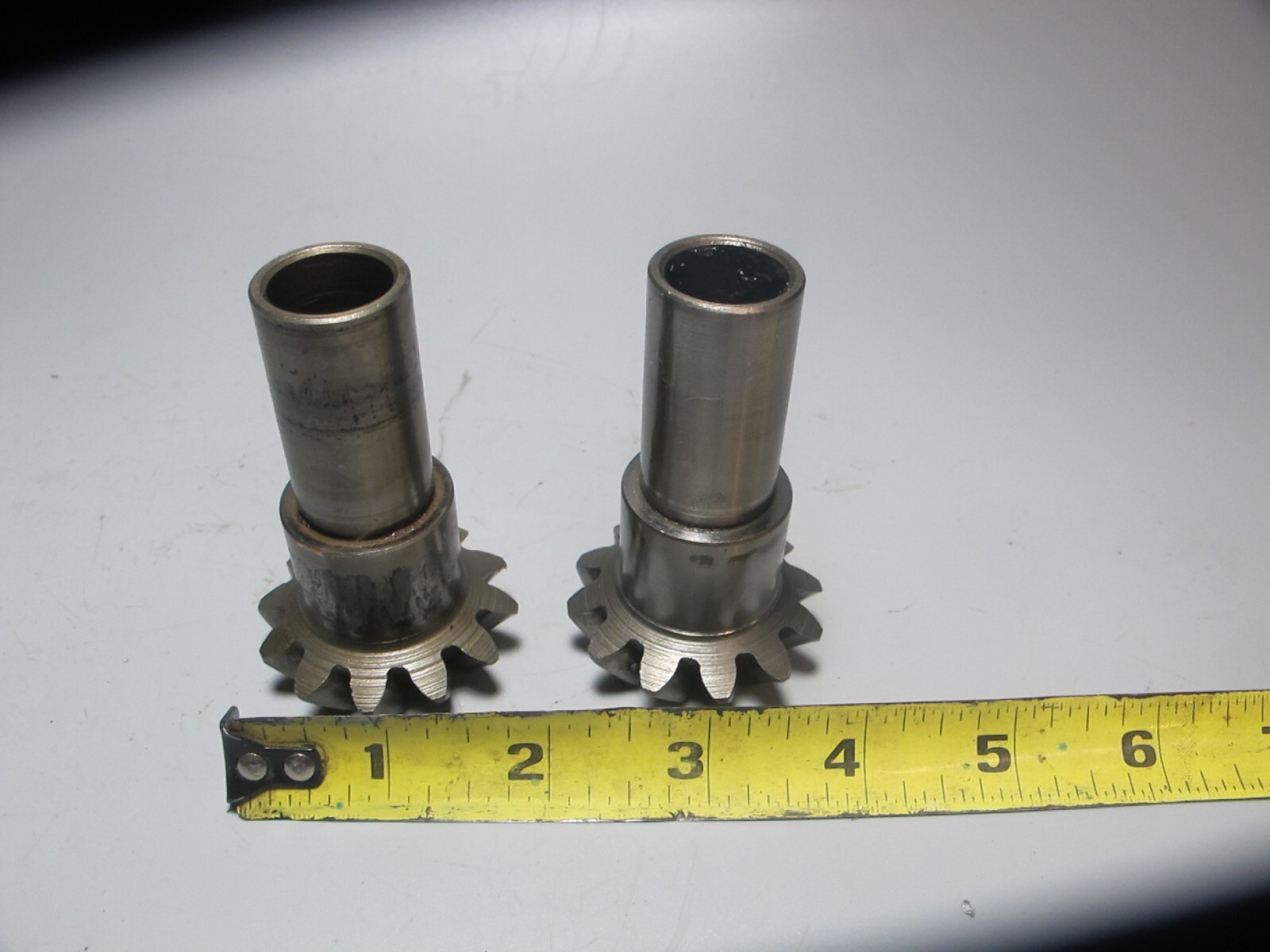 Johnson Evinrude USED 33 40 HP Pinion Gear 0308692 308692
