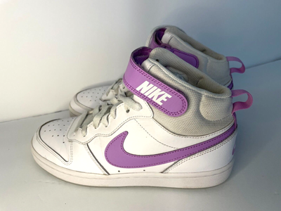 nike court borough mid2