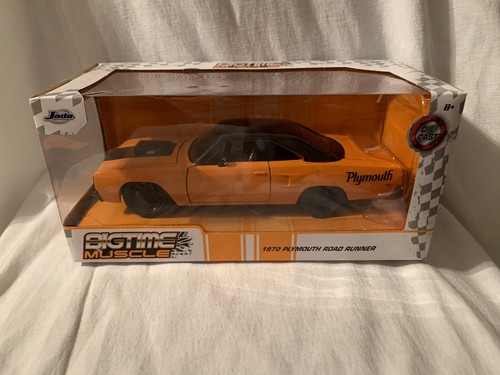 ミニカー BIGTIME MUSCLE 1970 PLYMOUTH ROAD RUNNER Amazon.com: Big Time Muscle 1:24 1970 Plymouth Road Runner