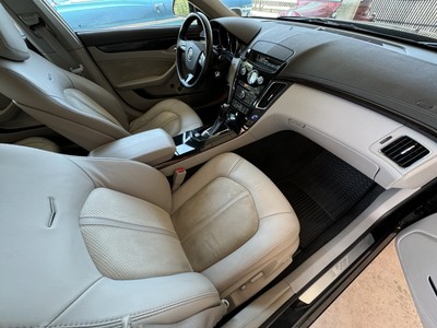 image 4 of interior