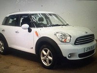 MINI COOPER COUNTRYMAN 1.6 DIESEL ALL4 LOW MILES LOW TAX MUST SEE