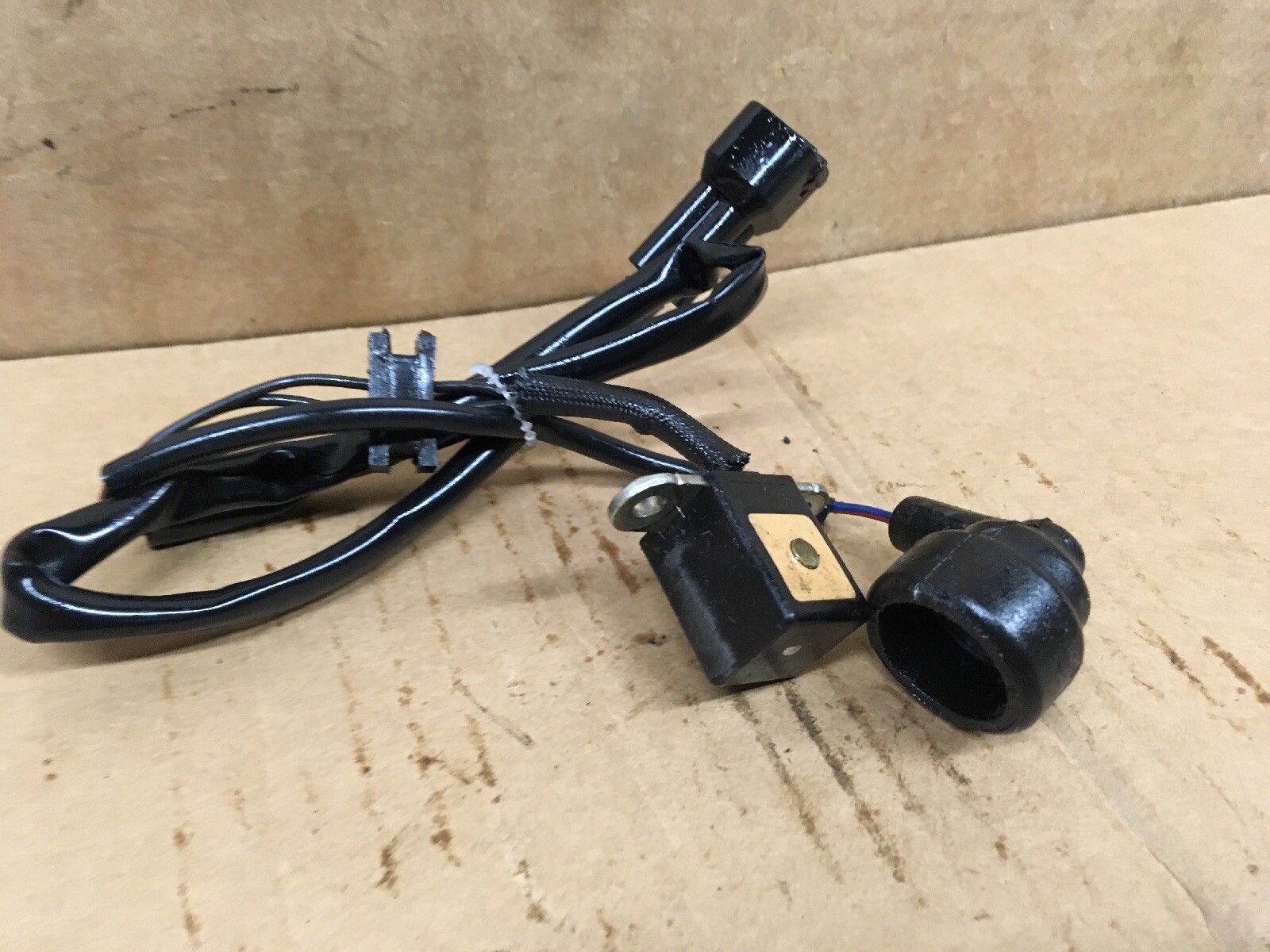 激安商品 ZX6R Ninja Kawasaki 2007 pulse pick generator, signal coil, アイドル