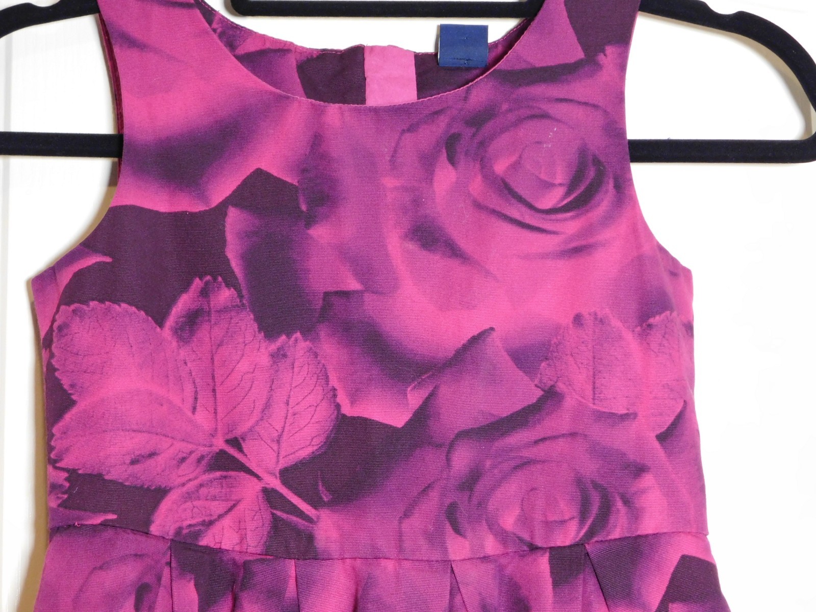 GAP KIDS Dark Pink Floral Rose Print Sleeveless Pleated Dress Girls Size 8 #1019