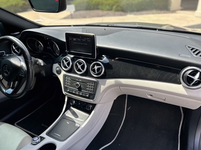 image 8 of interior