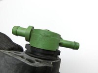 Mercedes CL203 C200K 04-08 1,8K 120KW Magnetventil Mercedes CL203 C200K 04-08 04.05.2005 0004703893 gebraucht Vorschau 4