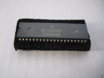 CASE LOT OF 5pcs MC6809EP INTEGRATED CIRCUIT 40 DIL MOTOROLA MAKE