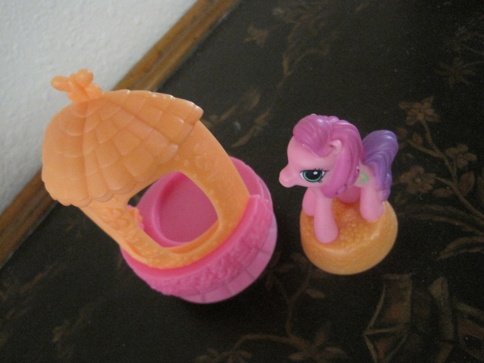 My Little Pony Ponyville Skywishes with Gazebo + Minty with Wagon