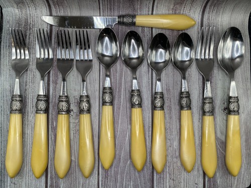 Yellow Handle