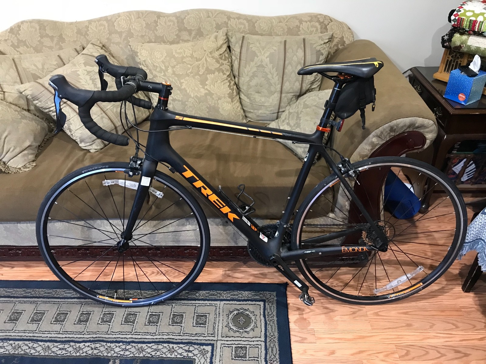 2017 Trek Emonda S5 58 Cm Road Bike!! Carbon Fiber frame! Only 100 miles ridden!