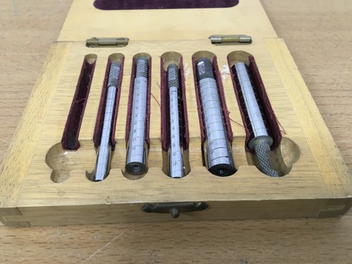 Pre-Approach Gauges Instrument Set 5 of 6 in Wooden Storage Box