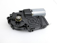 Mercedes W246 B220 11-14 Schiebedachmotor Mercedes W246 B220 11-14 30.04.2013 A2469005004 A2469061800 10007856B... Vorschau 2