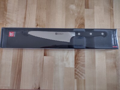 ZWILLING Pro 5.5-inch Serrated Prep Knife