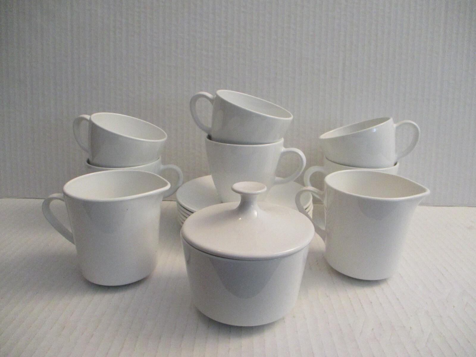 MCM Corning Ware Centura White Coupe Coffee Cups X6+Sugar MCM Corning Ware Centura White Coupe Coffee Cups X6+Sugar