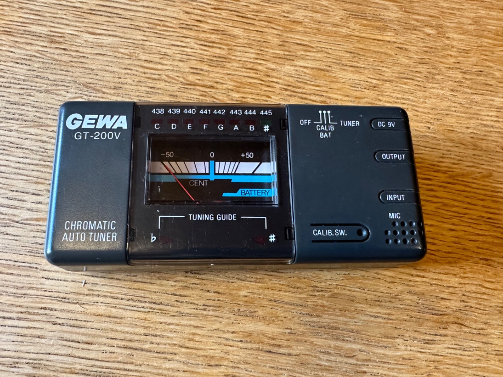 GEWA GT-200V DIGITAL AUTO GUITAR CHROMATIC AUTO TUNER | eBay
